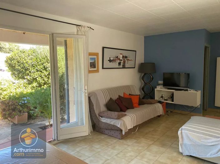Image No.7-3 Bed House for sale