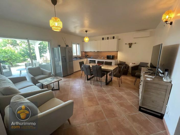 Image No.5-5 Bed House for sale