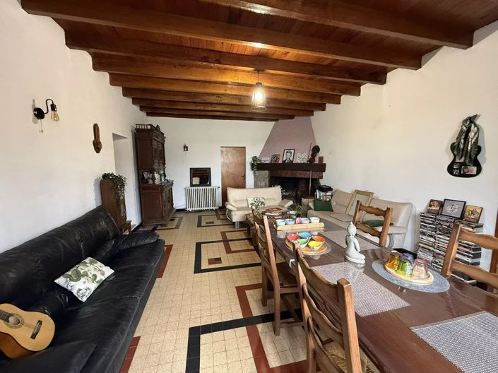 Image No.3-4 Bed House for sale