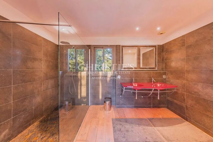 Image No.14-4 Bed House for sale