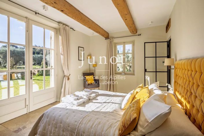 Image No.16-5 Bed House for sale