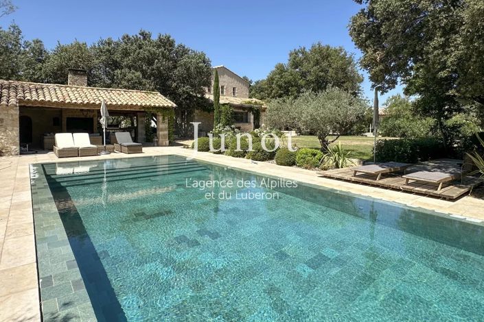 Image No.29-5 Bed House for sale