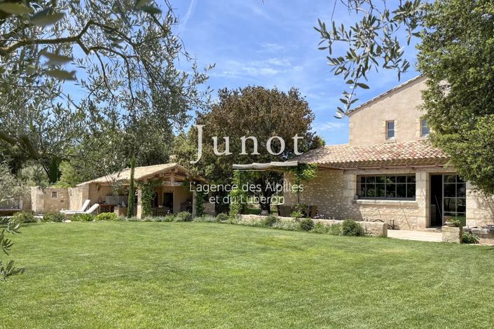 Image No.47-5 Bed House for sale