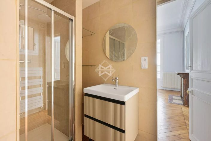 Image No.10-3 Bed Apartment for sale