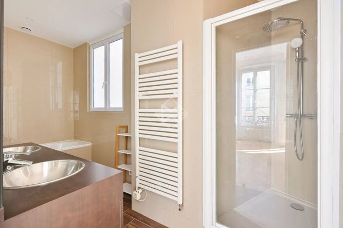 Image No.9-3 Bed Apartment for sale