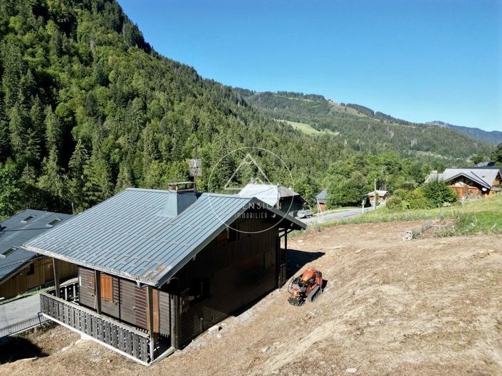 Image No.3-4 Bed House for sale