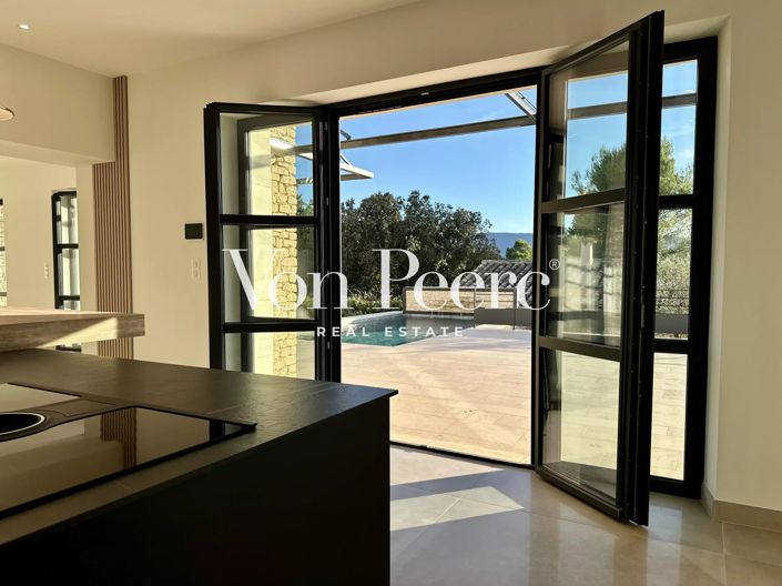 Image No.20-4 Bed House for sale