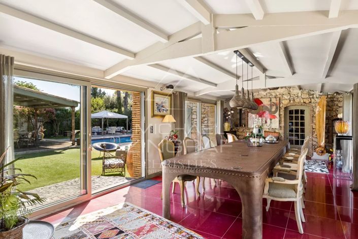 Image No.5-7 Bed House for sale