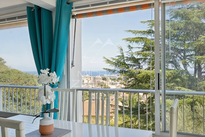 Image No.21-5 Bed Apartment for sale