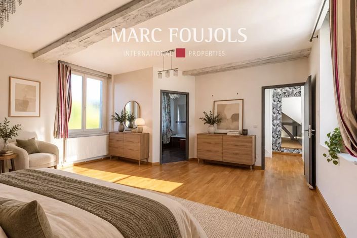 Image No.26-5 Bed House for sale