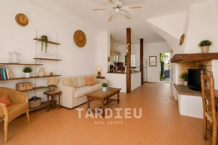 Image No.3-4 Bed House for sale