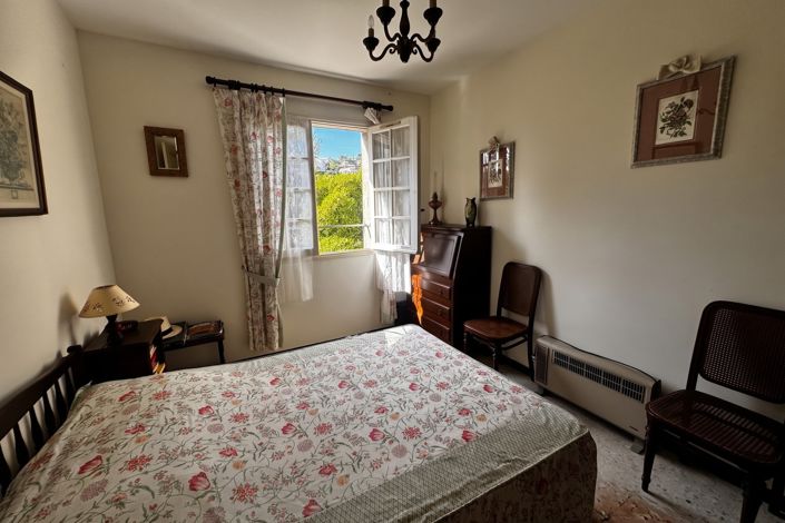 Image No.6-2 Bed House for sale