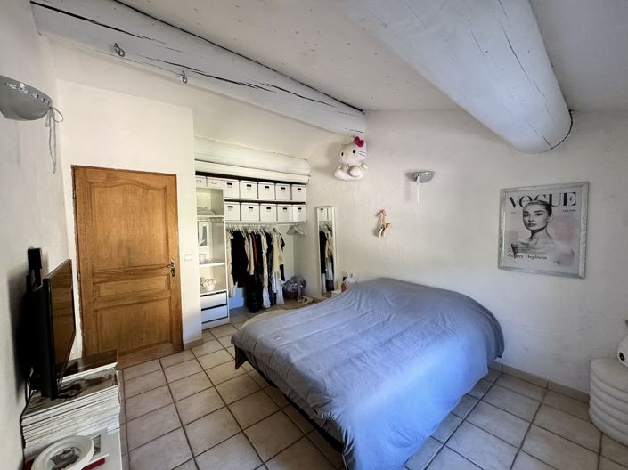 Image No.15-3 Bed House for sale