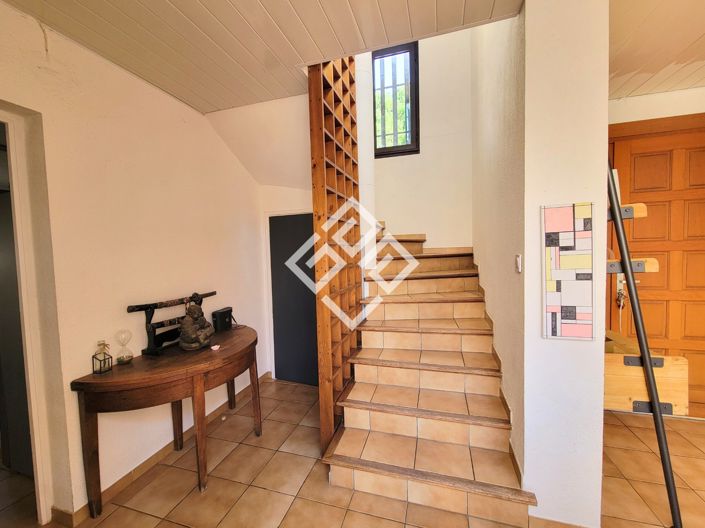 Image No.5-3 Bed House for sale
