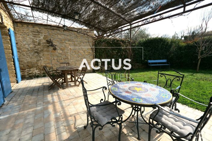Image No.9-7 Bed Property for sale