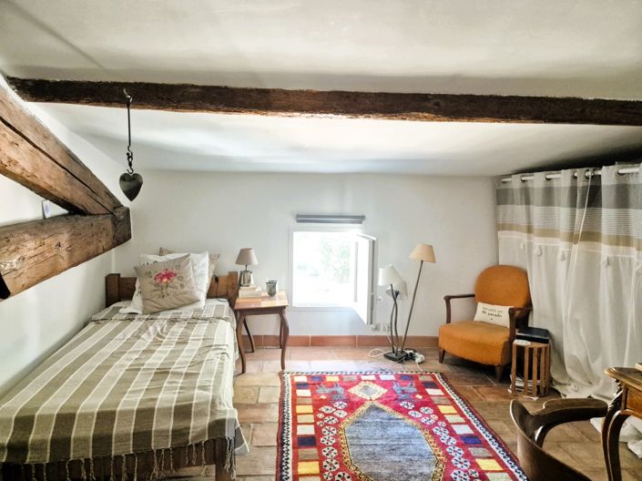 Image No.17-5 Bed House for sale