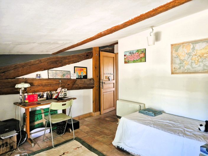 Image No.19-5 Bed House for sale