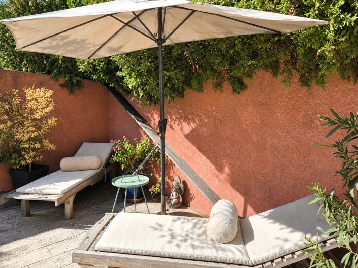 Image No.37-5 Bed House for sale