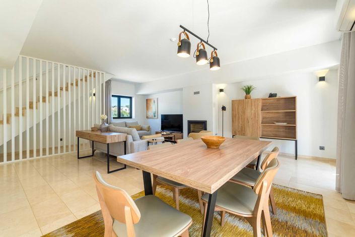 Image No.6-3 Bed House for sale