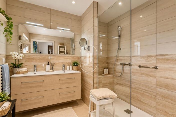 Image No.7-3 Bed Apartment for sale
