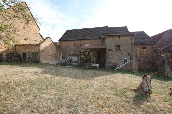 Image No.8-2 Bed House for sale