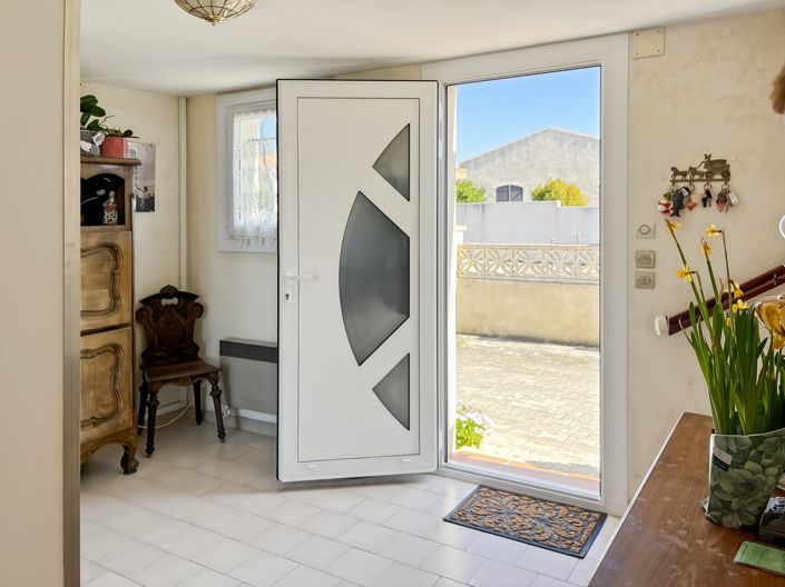 Image No.16-3 Bed House for sale