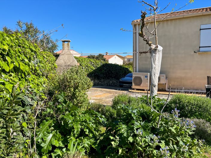 Image No.26-3 Bed House for sale
