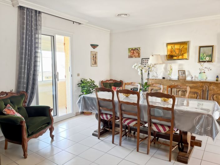 Image No.4-3 Bed House for sale