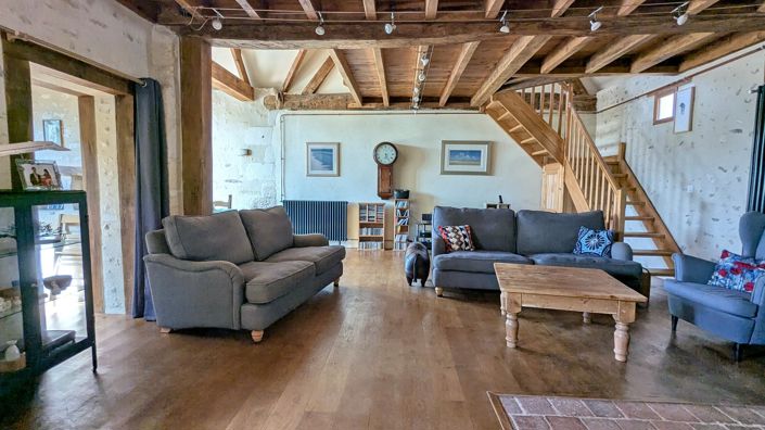 Image No.10-5 Bed House for sale