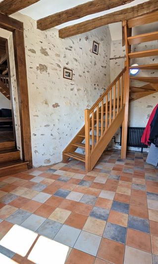 Image No.20-5 Bed House for sale
