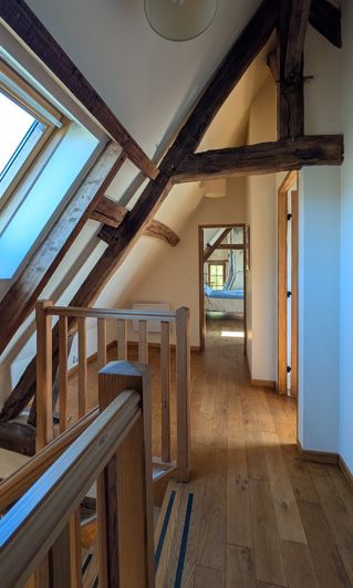 Image No.21-5 Bed House for sale