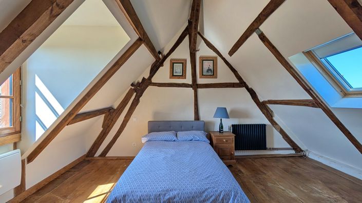 Image No.24-5 Bed House for sale