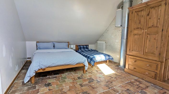 Image No.40-5 Bed House for sale