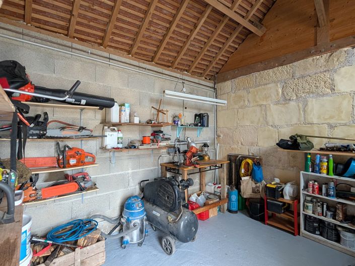 Image No.43-5 Bed House for sale