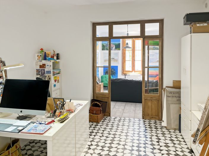 Image No.16-3 Bed House for sale