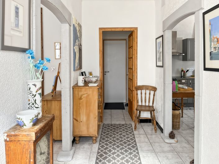 Image No.30-3 Bed House for sale