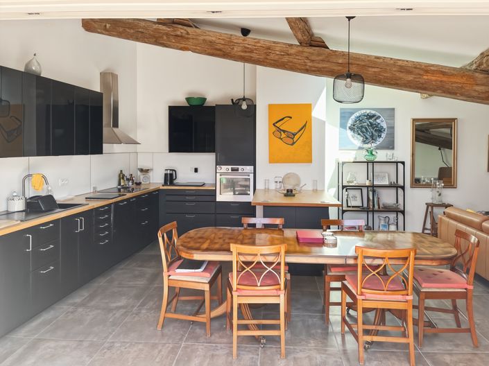 Image No.9-3 Bed House for sale