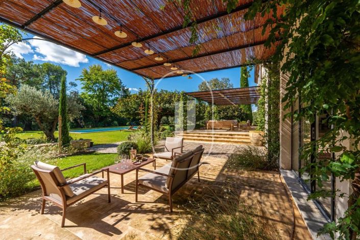 Image No.3-5 Bed House for sale