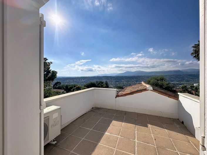 Image No.25-4 Bed House for sale