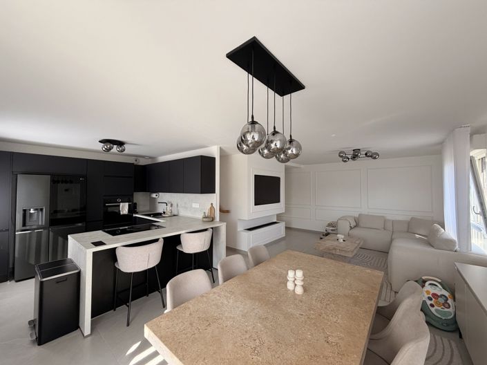 Image No.3-3 Bed Apartment for sale