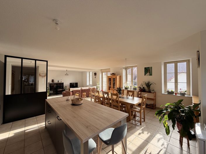 Image No.2-3 Bed Apartment for sale