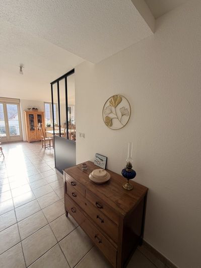 Image No.7-3 Bed Apartment for sale