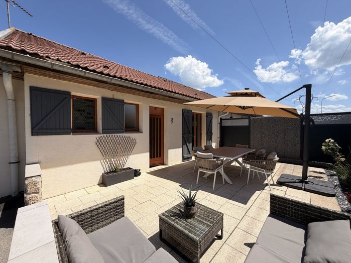 Image No.7-3 Bed House for sale