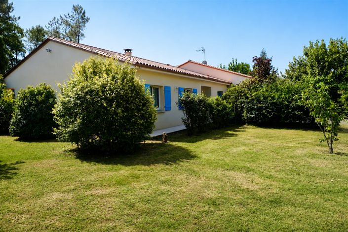 Image No.2-4 Bed House for sale