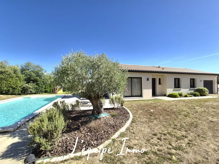 Image No.11-3 Bed House for sale