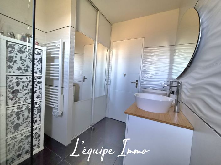 Image No.12-3 Bed House for sale
