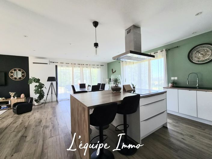 Image No.18-3 Bed House for sale