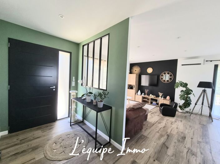 Image No.5-3 Bed House for sale
