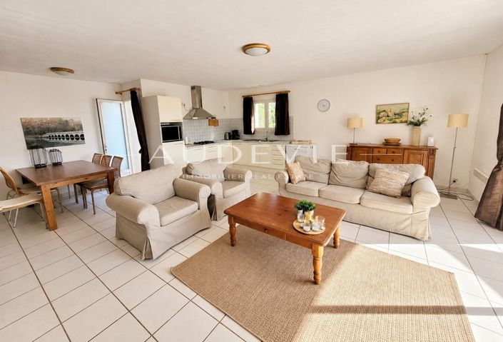 Image No.13-3 Bed House for sale