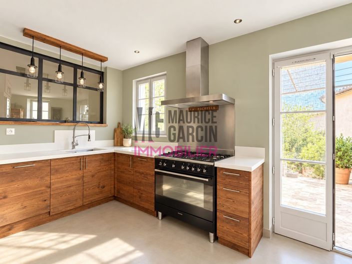 Image No.3-3 Bed House for sale
